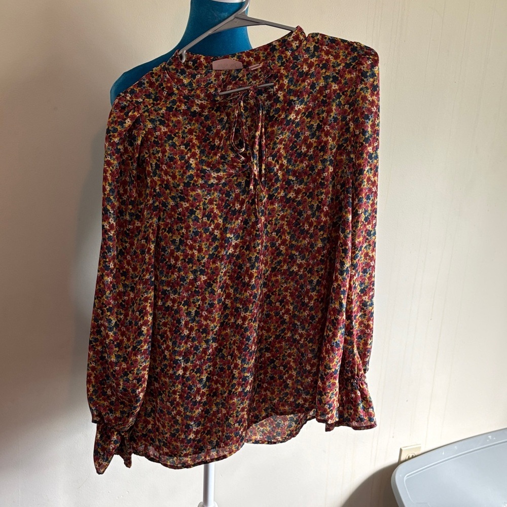 Tie-Neck Floral Long-Sleeve Blouse - Red Multicolor
